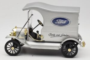Ford Model T Delivery Truck Сребрист Eagle Collectibles 1:18 430600 Метал — снимка 3 от 6