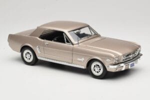 Ford Mustang 1964 1/2 Сребрист Mira 1:18 6127 Метал — снимка 6 от 8