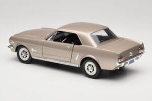 Ford Mustang 1964 1/2 Сребрист Mira 1:18 6127 Метал — снимка 7 от 8