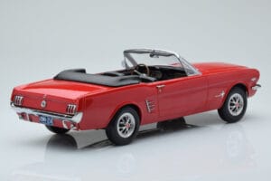 Ford Mustang Кабриолет Червен Norev 1:18 182810 Метал — снимка 2 от 6