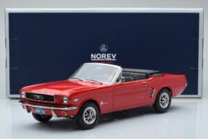 Ford Mustang Кабриолет Червен Norev 1:18 182810 Метал — снимка 6 от 6