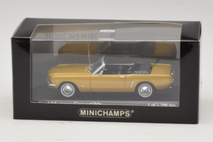 Ford Mustang Кабриолет Златен Minichamps 1:43 400082432 Метал — снимка 4 от 4