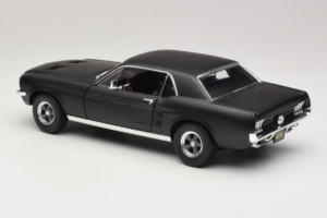 Ford Mustang Creed Movie GreenLight 1:18 13611 Метал — снимка 7 от 8