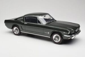 Ford Mustang Fastback Ivy Green Otto 1:12 G079 Смола — снимка 4 от 6