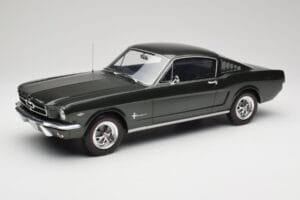 Ford Mustang Fastback Ivy Green Otto 1:12 Ford Mustang Fastback Ivy Green Otto 1:12 G079 Смола