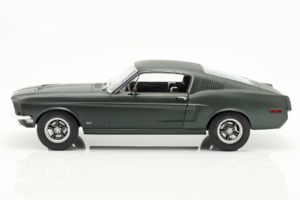 Ford Mustang Fastback Satin Green Metallic Norev 1:12 122702 Метал — снимка 3 от 5
