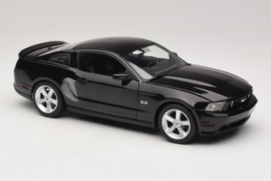 Ford Mustang GT Черен Drive Movie GreenLight 1:18 13609 Метал — снимка 6 от 8