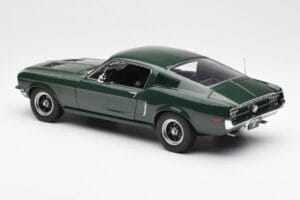 Ford Mustang GT Bullitt Зелен AUTOart 1:18 72812 Метал — снимка 7 от 8