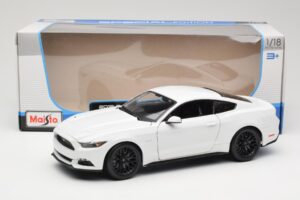 Ford Mustang GT S550 Бял Maisto 1:18 31197 Метал — снимка 8 от 8
