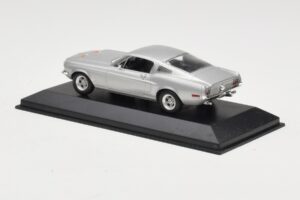 Ford Mustang GT Сребърен Minichamps 1:43 FORD001 Метал — снимка 3 от 4
