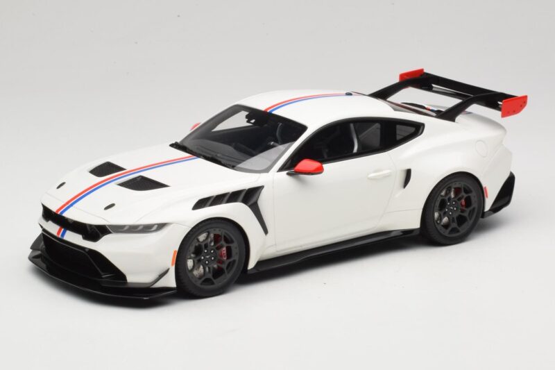 Ford Mustang GTD S650 Spirit of America Performance White GT Spirit 1:18 GT956 Смола