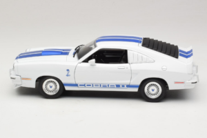 Ford Mustang II Cobra II Charlie's Angels Movie Greenlight 1:18 12880 Метал — снимка 4 от 8
