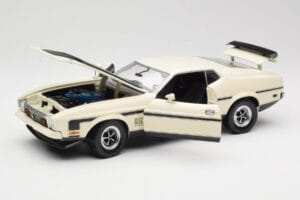 Ford Mustang Mach 1 Бял Sun Star 1:18 3602 Метал — снимка 2 от 8