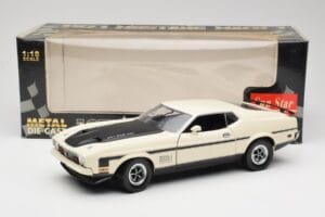 Ford Mustang Mach 1 Бял Sun Star 1:18 3602 Метал — снимка 8 от 8