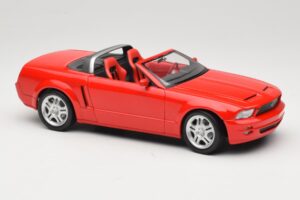 Ford Mustang S197 GT Кабриолет Червен Beanstalk Group 1:18 FOR10016R Метал — снимка 6 от 8