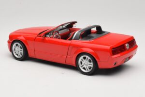Ford Mustang S197 GT Кабриолет Червен Beanstalk Group 1:18 FOR10016R Метал — снимка 7 от 8