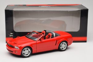 Ford Mustang S197 GT Кабриолет Червен Beanstalk Group 1:18 FOR10016R Метал — снимка 8 от 8