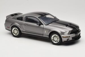 Ford Mustang S197 Shelby GT500 40th Anniversary Сив Shelby Collectibles 1:18 DC075005 Метал — снимка 6 от 8