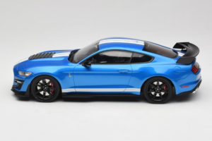 Ford Mustang Shelby GT500 S550 Син GT Spirit 1:18 GT268 Смола — снимка 3 от 6