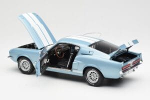 Ford Mustang Shelby GT500 Светлосин Металик С Бели Ивици AUTOart 1:18 72907 Метал — снимка 5 от 8