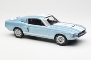 Ford Mustang Shelby GT500 Светлосин Металик С Бели Ивици AUTOart 1:18 72907 Метал — снимка 6 от 8