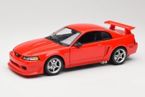 Ford Mustang SVT Cobra R SN95 Червен Maisto 1:18 531872 Метал