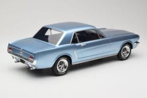 Ford Mustang V8 Hardtop Pony GT Silver Blue GT Spirit 1:12 G089 Смола — снимка 2 от 6