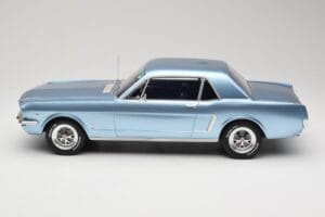 Ford Mustang V8 Hardtop Pony GT Silver Blue GT Spirit 1:12 G089 Смола — снимка 3 от 6