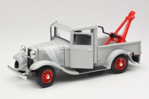 Ford Pick-Up Wrecker Сив Road Signature 1:18 92257 Метал — снимка 2 от 8