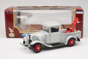 Ford Pick-Up Wrecker Сив Road Signature 1:18 92257 Метал — снимка 8 от 8