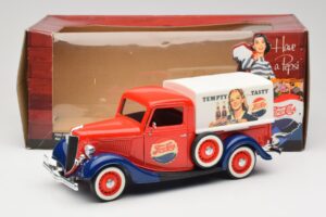 Ford Pickup Truck Pepsi-Cola Solido 1:18 99053 Метал — снимка 8 от 8