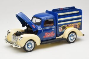 Ford Pepsi-Cola Replica Golden Wheel 1:18 PF351 Метал — снимка 2 от 8