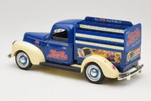 Ford Pepsi-Cola Replica Golden Wheel 1:18 PF351 Метал — снимка 7 от 8