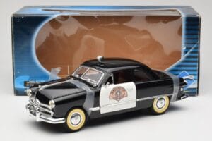 Ford Sedan Washington State Police Solido 1:18 8158 Метал — снимка 8 от 8