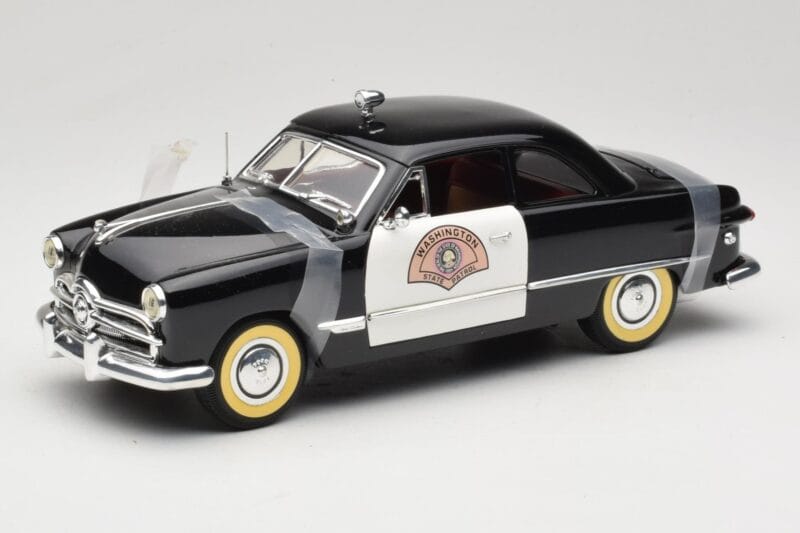 Ford Sedan Washington State Police Solido 1:18 8158 Метал