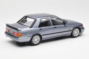 Ford Sierra RS Cosworth Светлосин MCG 1:18 MCG18174 Метал — снимка 2 от 6