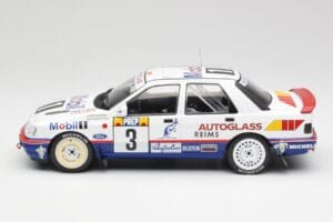 Ford Sierra RS Cosworth 4x4 #3 M. Biasion / T. Siviero Rally Monte Carlo 1992 MCG 1:18 MCG18355R Метал — снимка 3 от 6