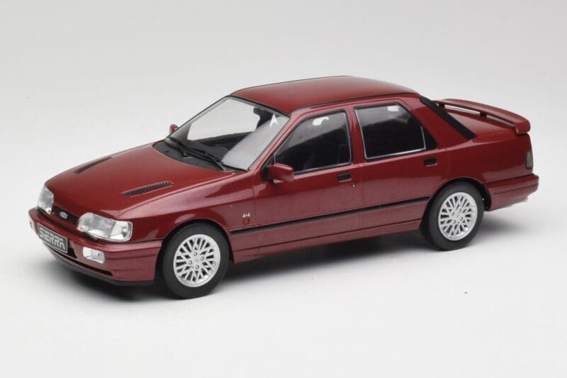 Ford Sierra RS Cosworth 4x4 Червен MCG 1:18 MCG18354 Метал