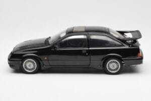 Ford Sierra RS Cosworth Черен AUTOart 1:18 72861 Метал — снимка 4 от 8