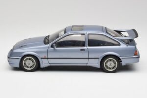 Ford Sierra RS Cosworth Moonstone Син AUTOart 1:18 72863 Метал — снимка 4 от 8