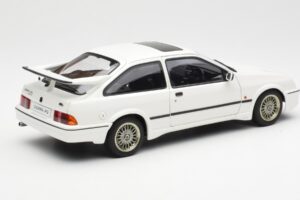 Ford Sierra RS Cosworth Бял AUTOart 1:18 72862 Метал — снимка 3 от 8