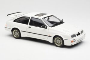Ford Sierra RS Cosworth Бял AUTOart 1:18 72862 Метал — снимка 6 от 8