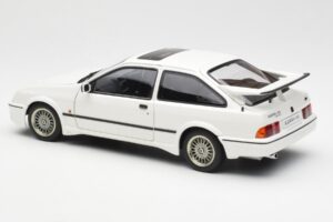 Ford Sierra RS Cosworth Бял AUTOart 1:18 72862 Метал — снимка 7 от 8