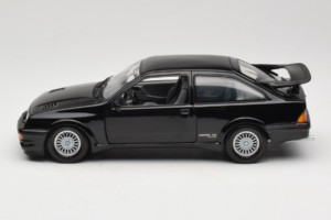 Ford Sierra RS Cosworth Черен Minichamps 1:18 150084001 Метал — снимка 4 от 8