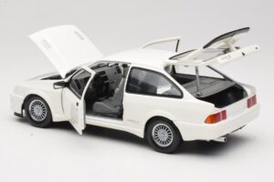 Ford Sierra RS Cosworth Бял Minichamps 1:18 150084000 Метал — снимка 5 от 8