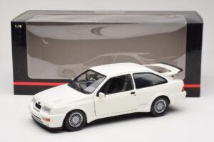 Ford Sierra RS Cosworth Бял Minichamps 1:18 150084000 Метал — снимка 8 от 8