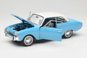 Ford Taunus 12M P1 Taunus Blue Revell 1:18 08880 Метал — снимка 2 от 8