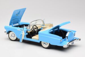 Ford Thunderbird Кабриолет Син Road Signature 1:18 92358 Метал — снимка 5 от 8