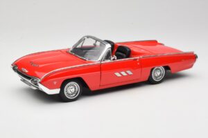 Ford Thunderbird Кабриолет Червен Anson 1:18 30334 Метал