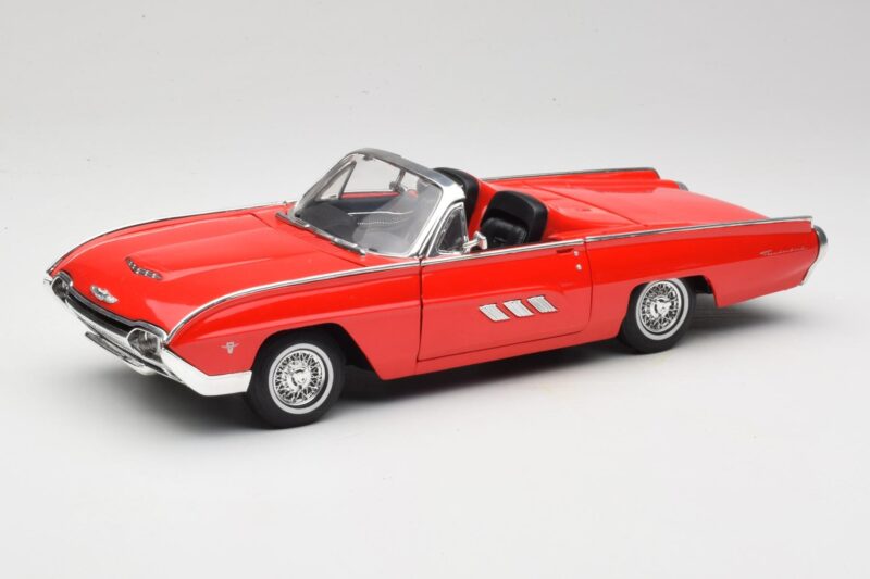Ford Thunderbird Кабриолет Червен Anson 1:18 30334 Метал